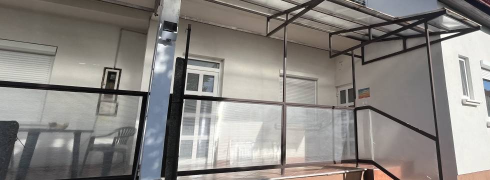 Napfényes Pihenőház